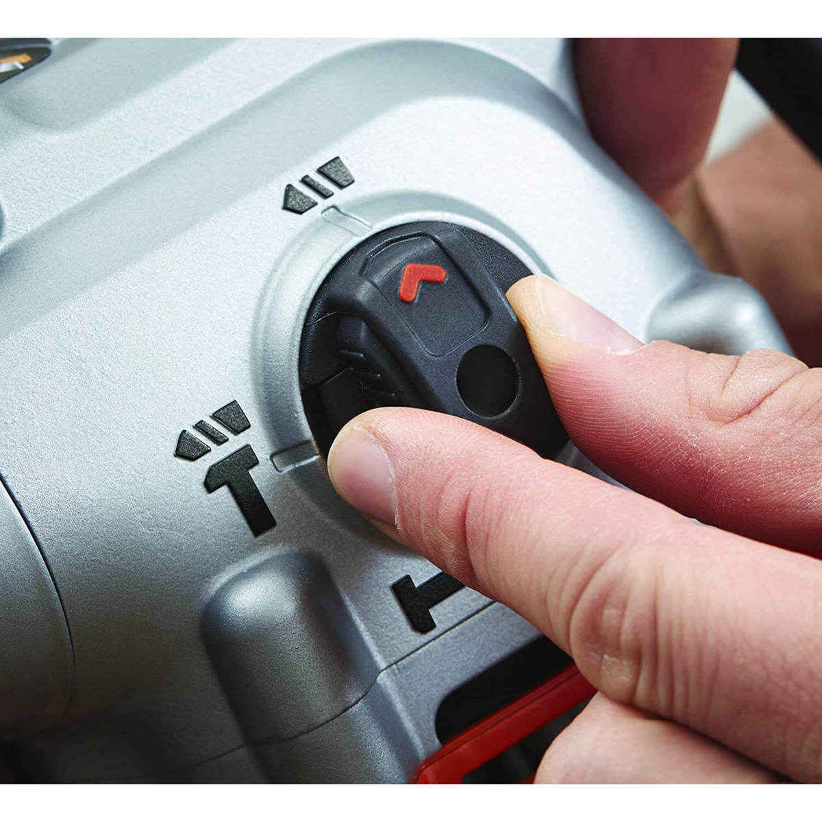 Перфоратор мережевий BLACK+DECKER, SDS-Plus, 1250 Вт, 4.4 Дж, 0-4100 уд/хв,0-850 об/мин, валіза, вага 5.5 кг BEHS03K