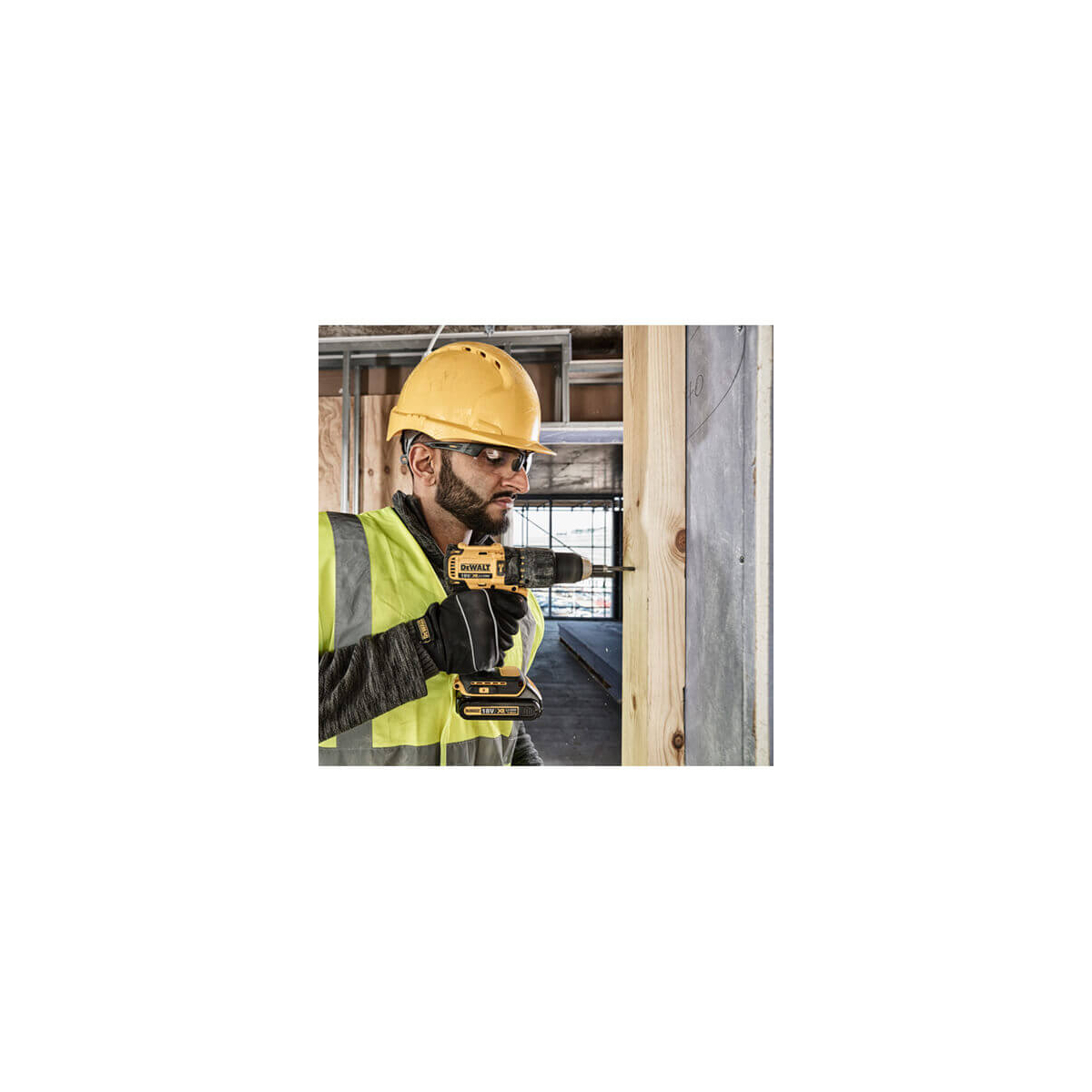 Набір з двох інструментів безщіткових DeWALT, 18 В XR Li-lon, 2 Аг, вага 5.5 кг, валіза, 2 акумулятори і зарядний пристрій DCK2060D2T